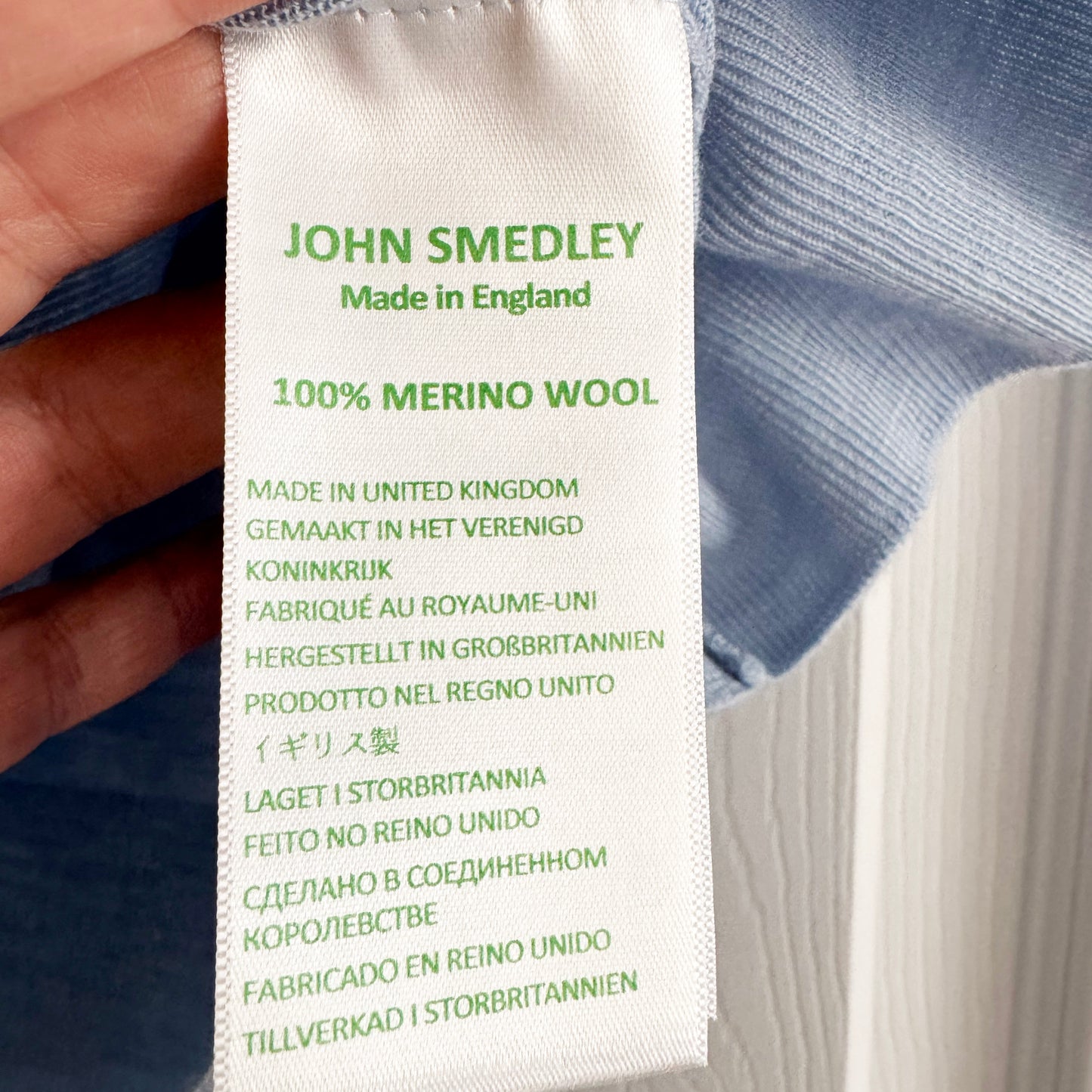 John Smedley Short Sleeve Merino T-Shirt in Blue, size Small