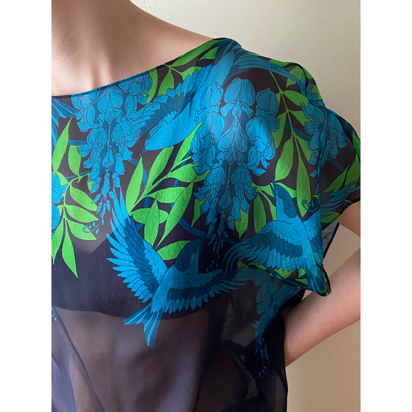 Blouse en mousseline de soie imprimée Jonathan Saunders, taille 40 (convient comme une taille petite)