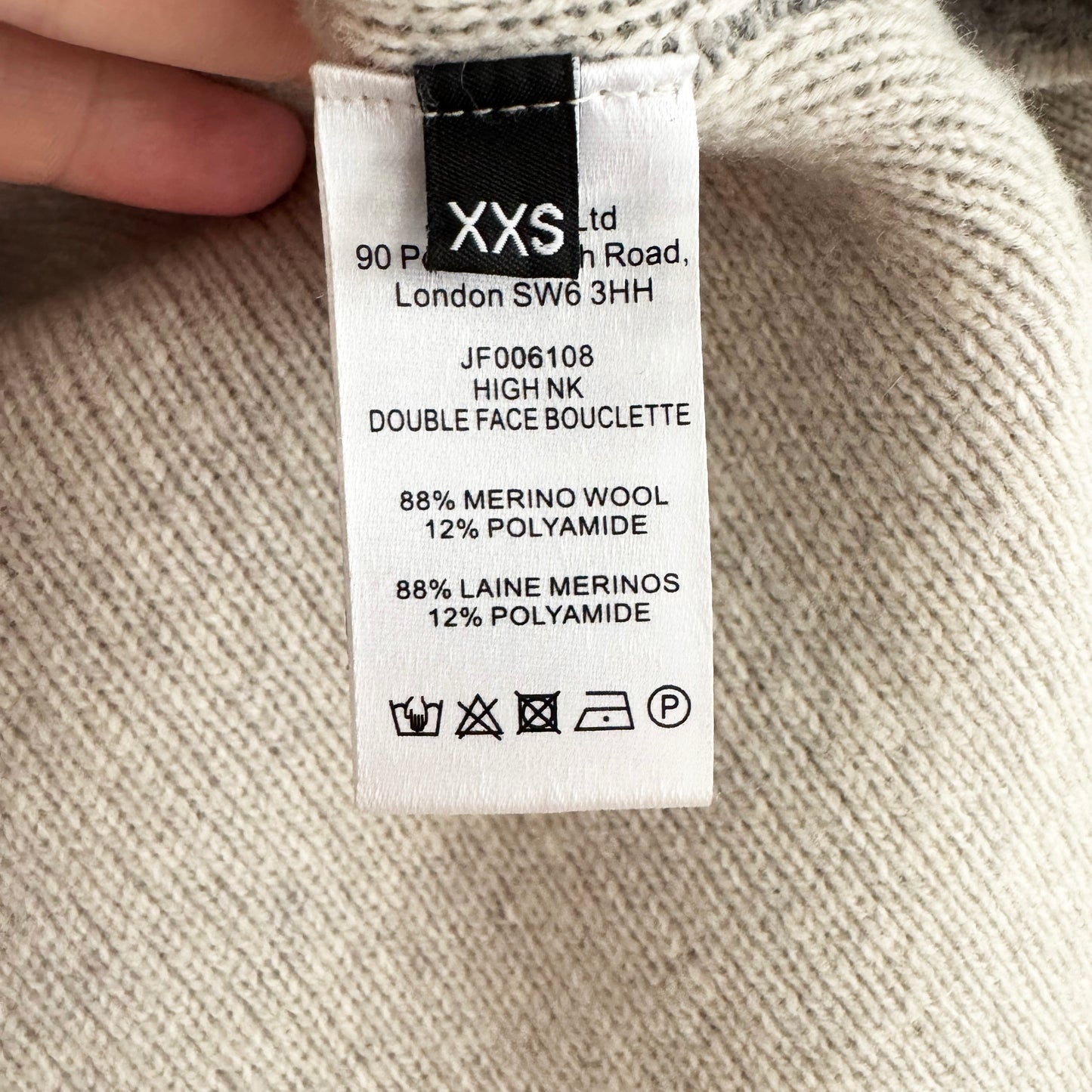 Joseph Bouclette Knit Sweater in Grey, size XXS (fits SO oversize)