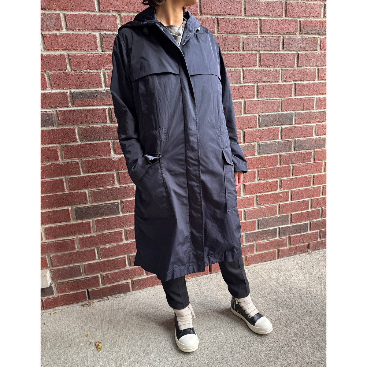 Joseph "Norton" Taffeta Nylon Jacket in Navy, size 40