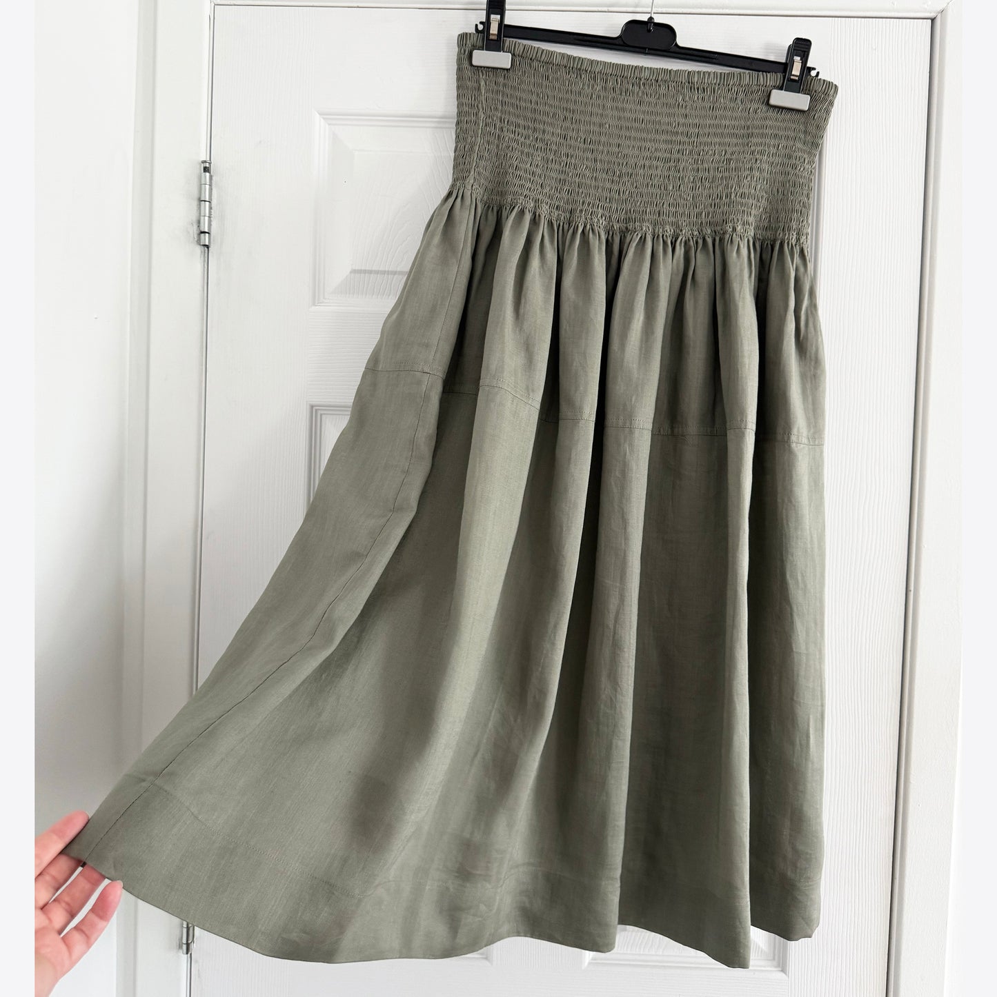 Joseph "Senzo" Smocked Waist Ramie Skirt in "Argil", size 42 (fits Medium)