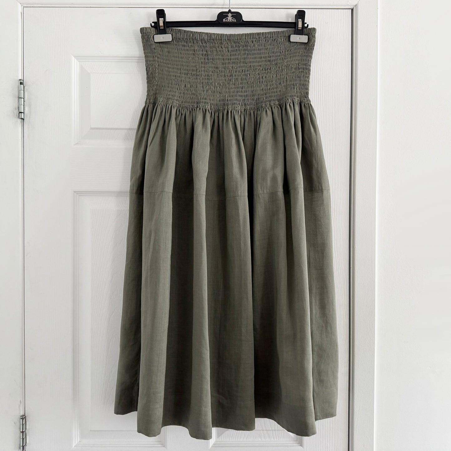 Joseph "Senzo" Smocked Waist Ramie Skirt in "Argil", size 42 (fits Medium)