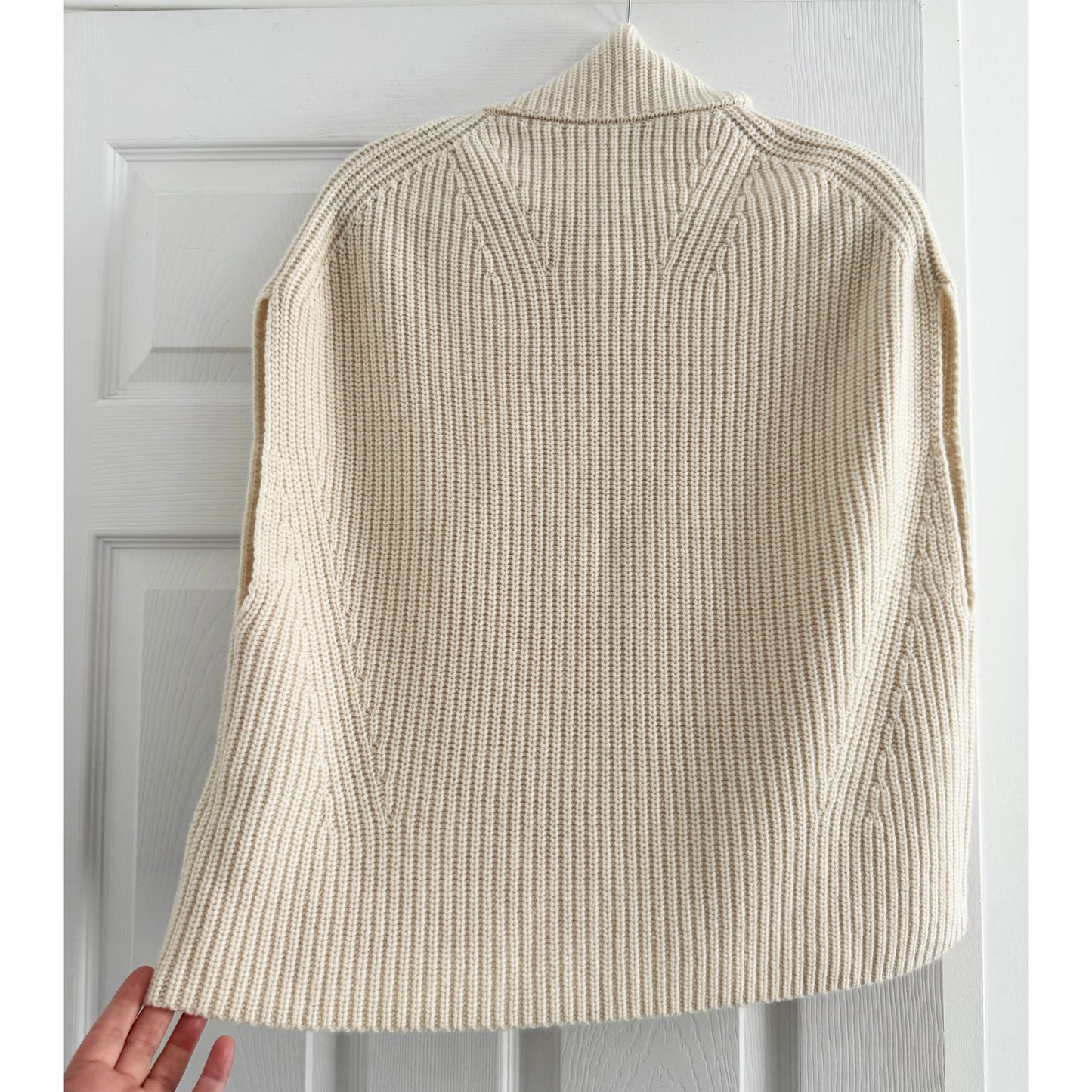 Joseph "Raffet" Ribbed Cashmere Vest, size XXS (fits oversize)