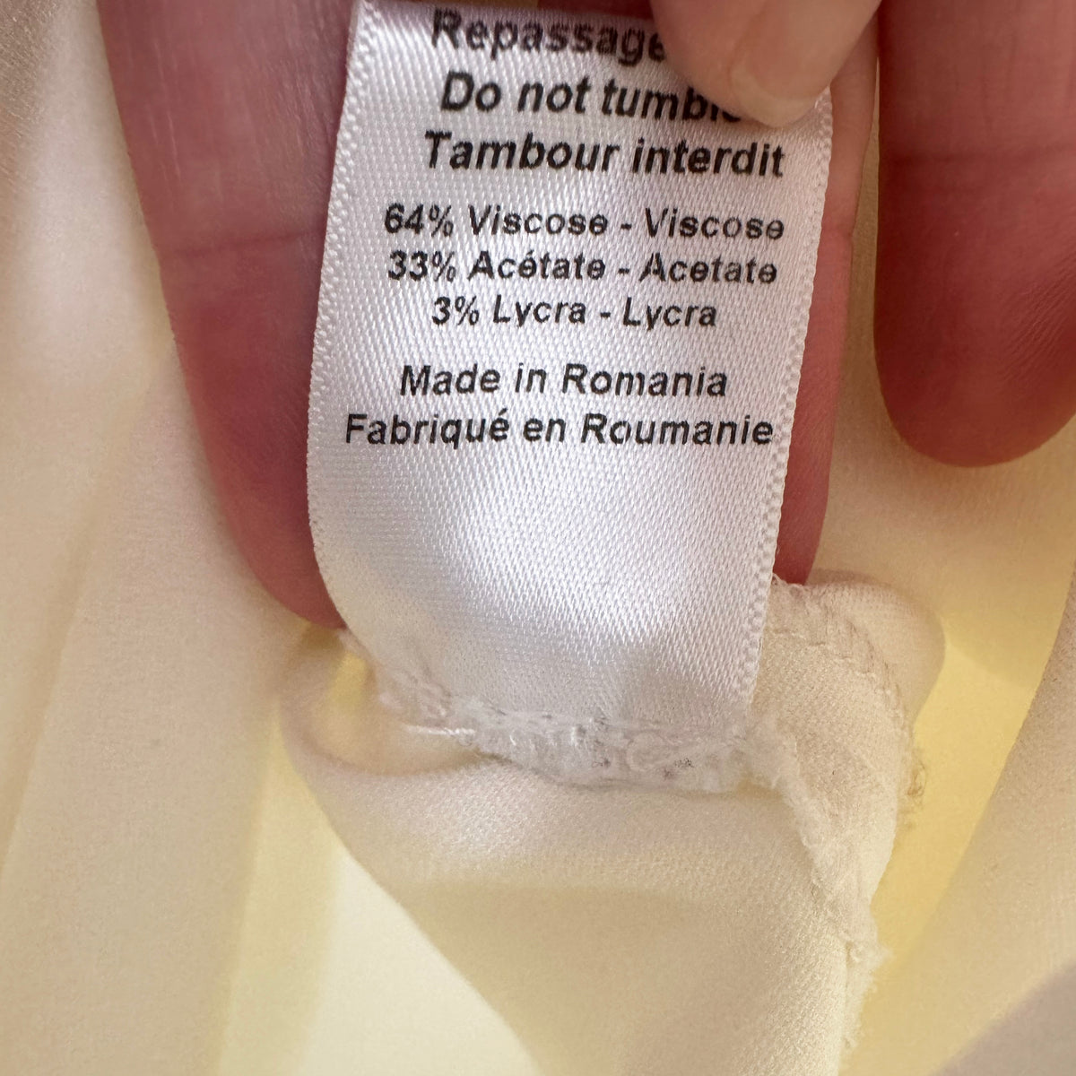 Joseph "Murphy" Ivory Crepe Dress, size 40 (fits like 6/8) ** AS IS **
