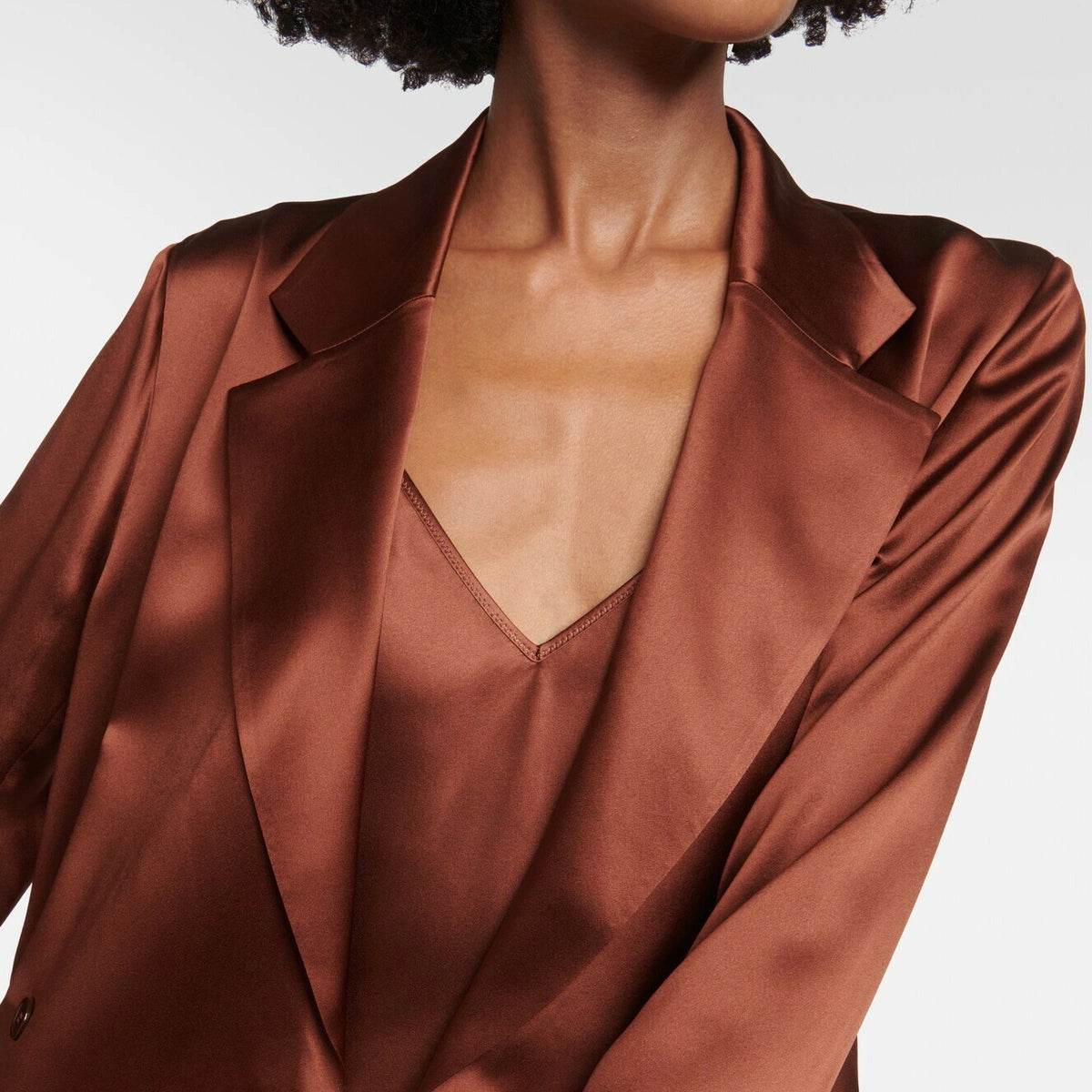 Joseph Silk Satin "Joubert" Blazer in Mahogany, size 36 (Fits like 2/4)