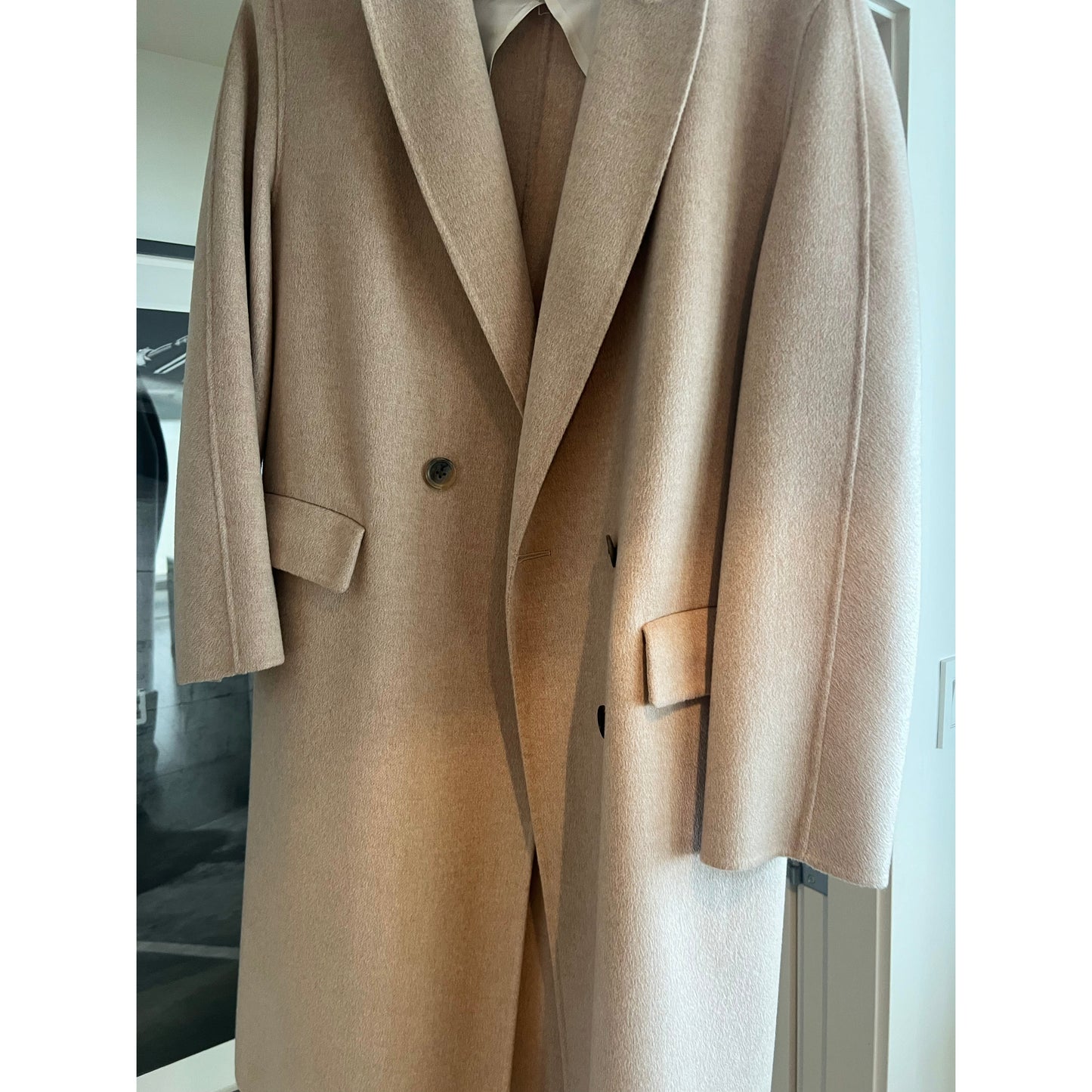 Joseph "KINO" Cashmere Coat in "Sand", size 36 (fits like a Medium)