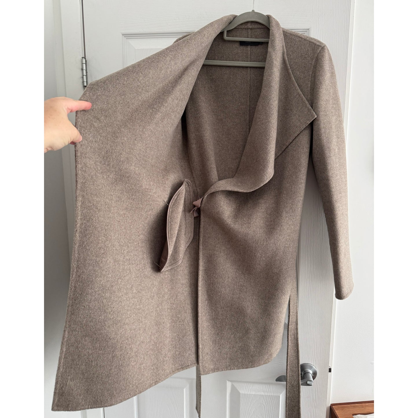 Joseph "Lisa Long" Doubleface Cashmere/Wool Coat in Taupe, size 40 (fits 6/8)