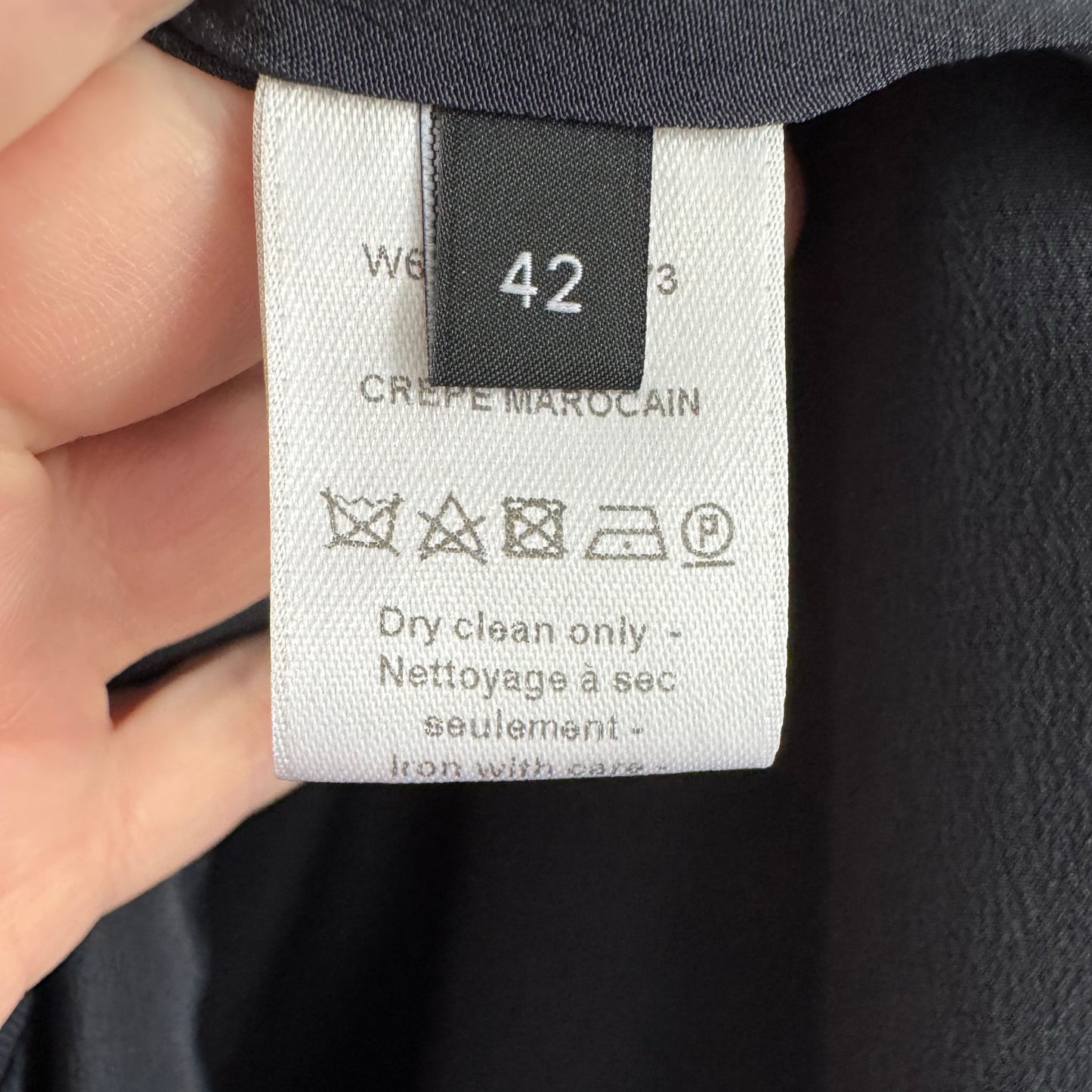 Joseph Long Sleeve Crepe Dress in Navy Blue, size 42 (fits like 6/8)