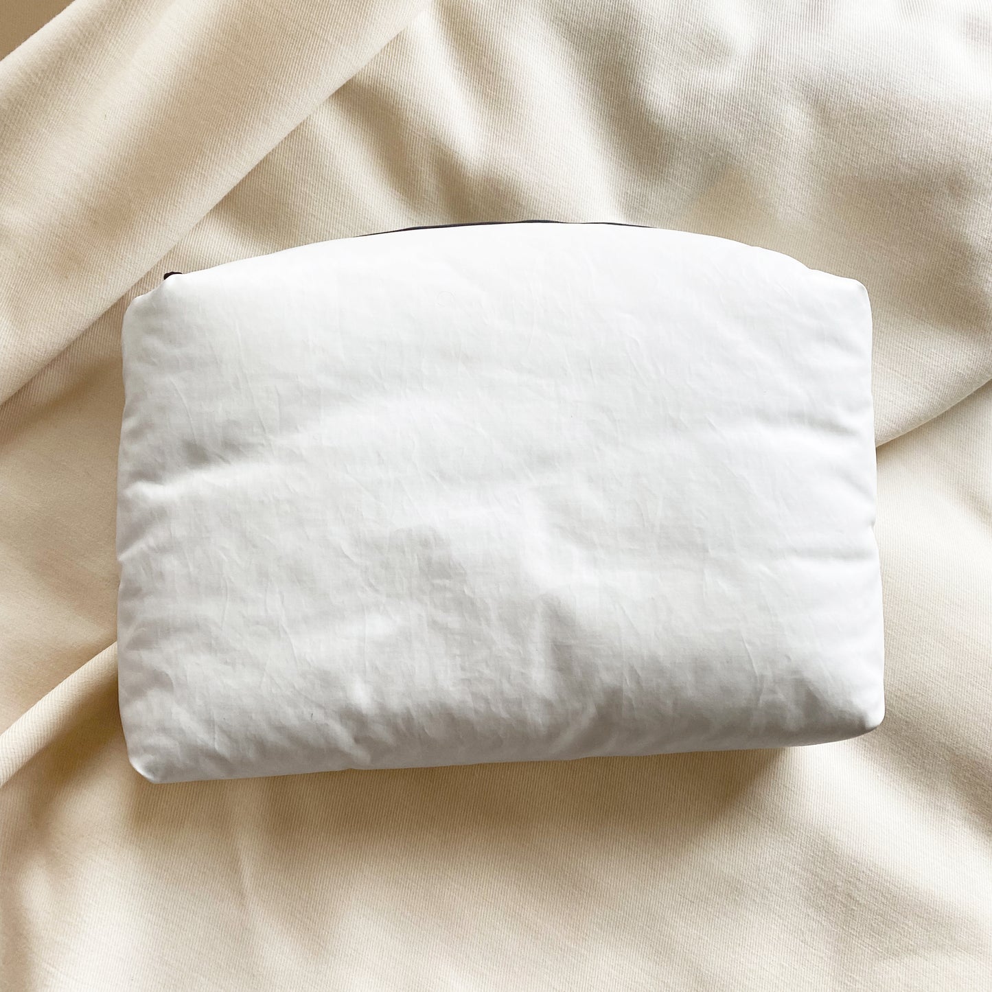 Kassl Editions Puffy Clutch in White