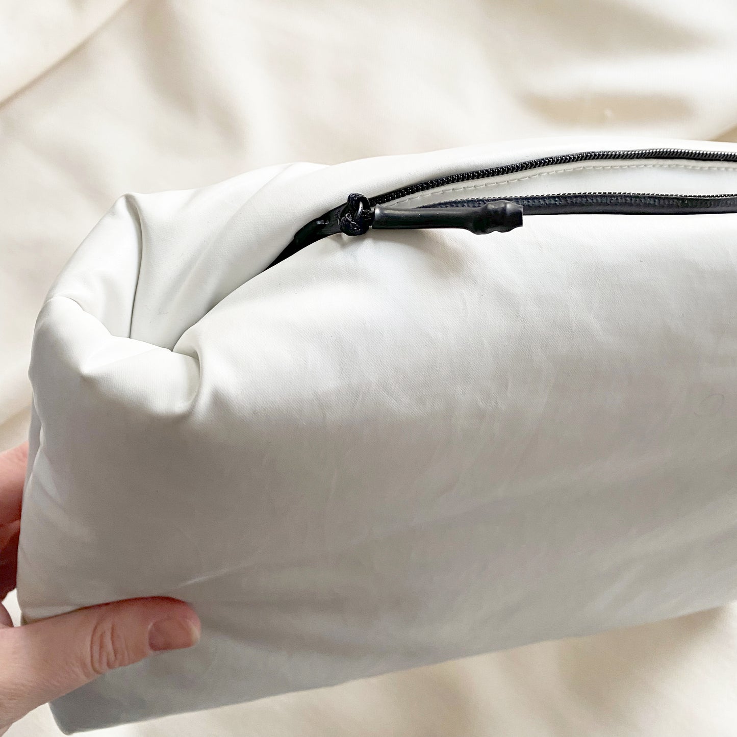 Kassl Editions Puffy Clutch in White