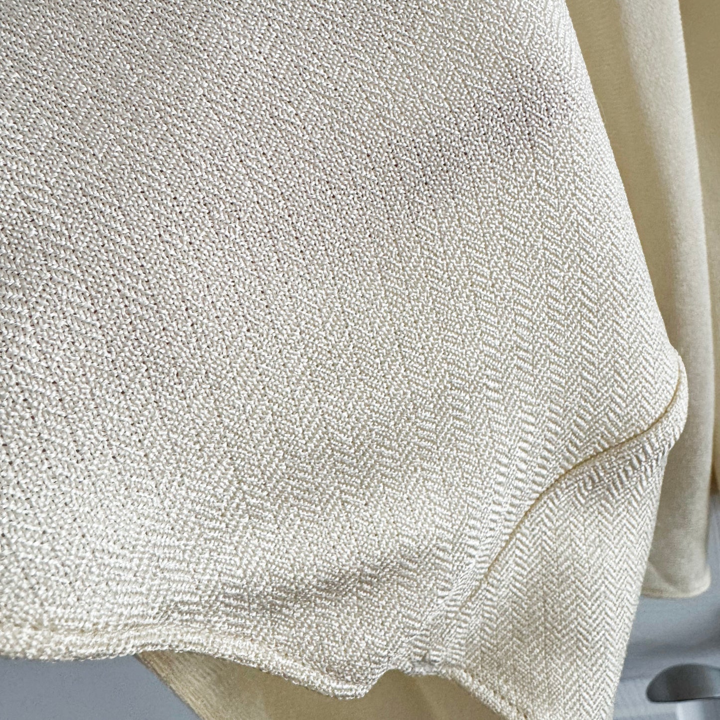 Pantalon Khaite Lindy en « Champagne », taille petite