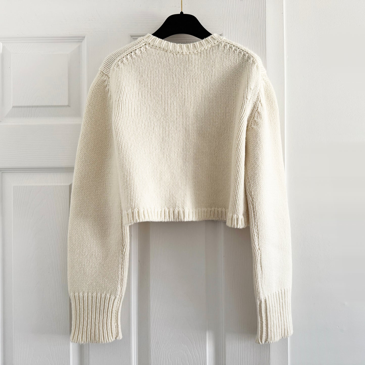 Khaite "Lavan" Cashmere Cropped Cardigan in Ivory, size XS
