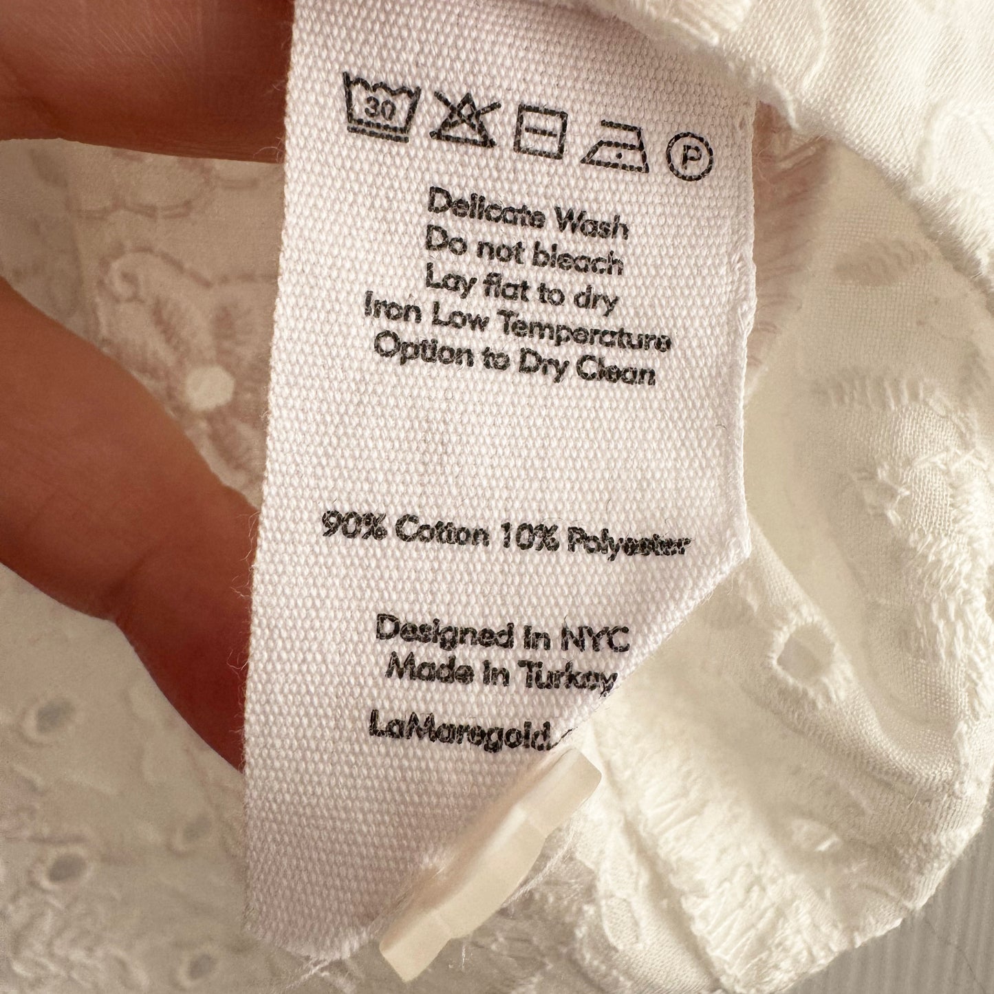 La Maregold "Mila" Shirt in White Eyelet, size M/L