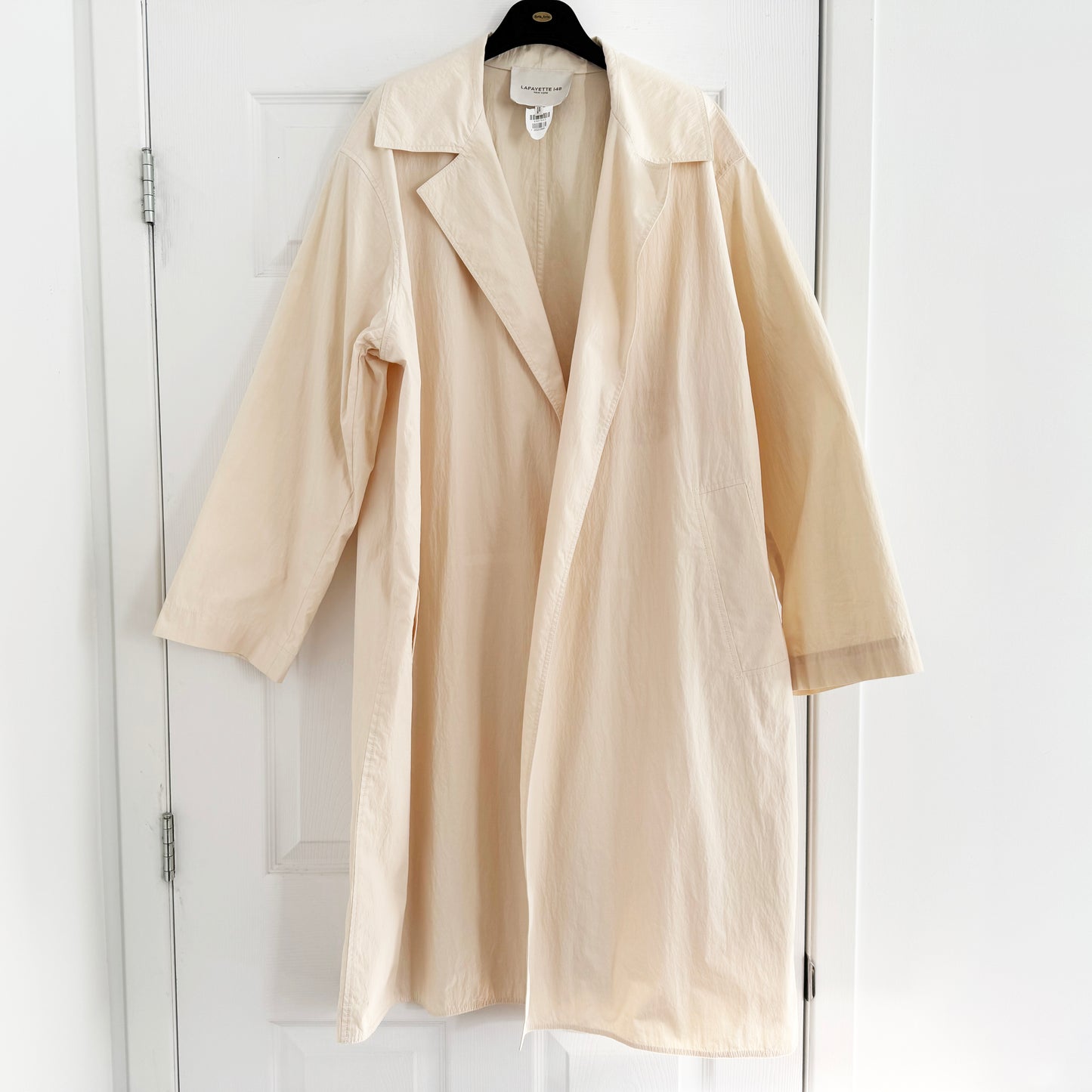 Lafayette148 Open Trench Coat in Beige, size Small