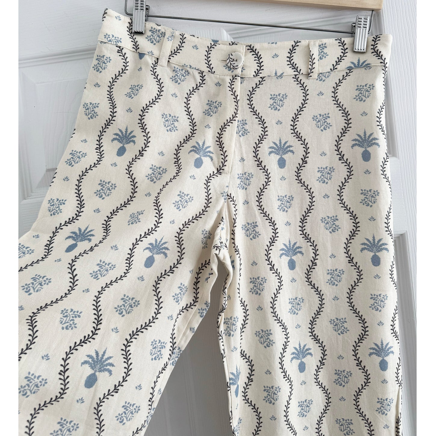 Laganini "Punky Kaloa" Printed Pants, size Medium