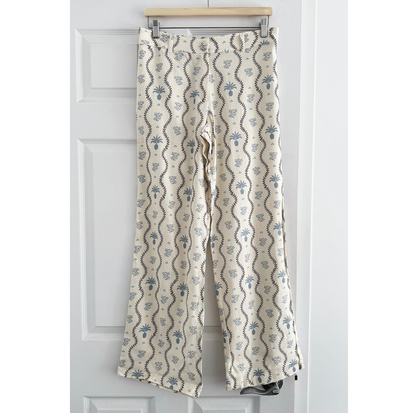 Laganini "Punky Kaloa" Printed Pants, size Medium
