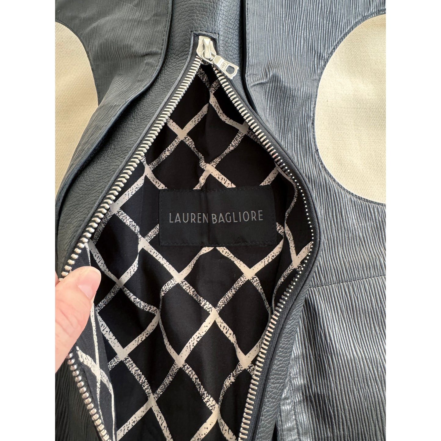 Sac transformable Lauren Bagliore « Body Armour » en cuir embossé lézard