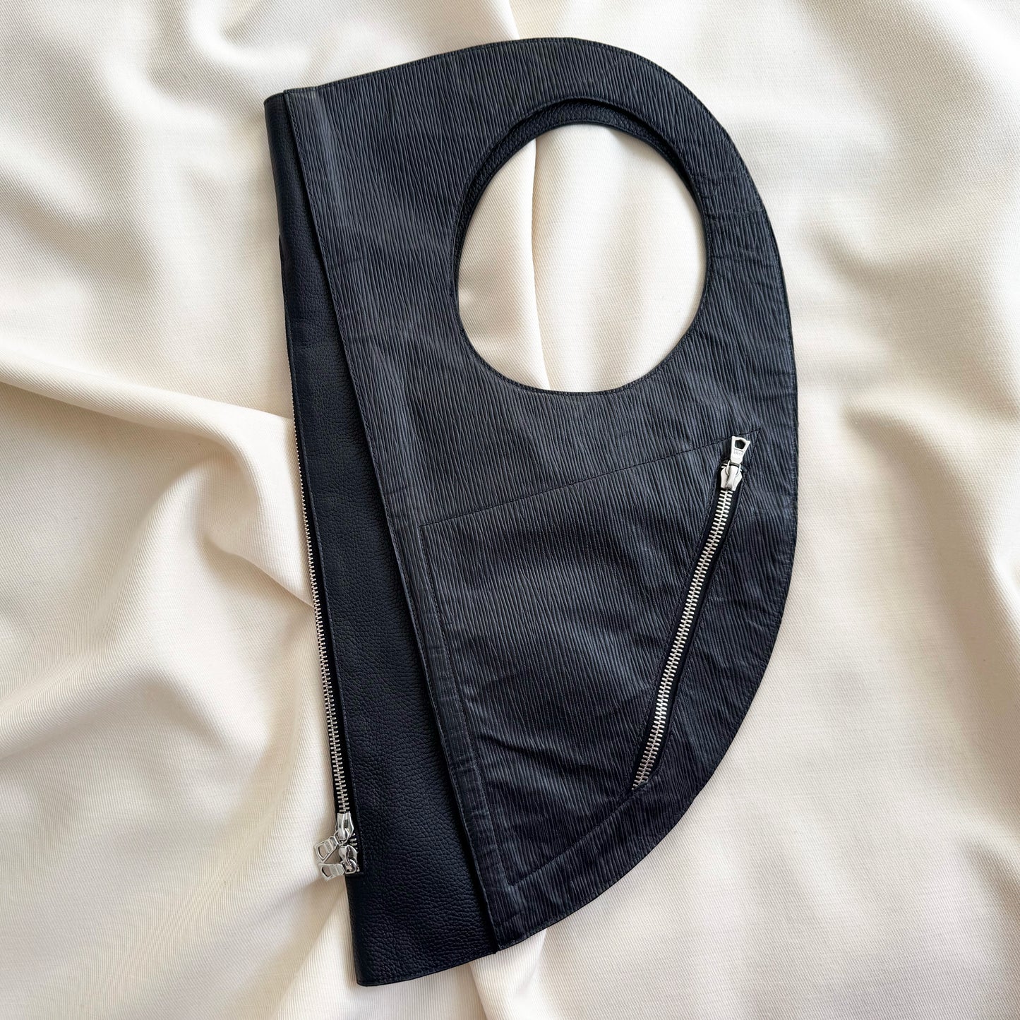 Sac transformable Lauren Bagliore « Body Armour » en cuir embossé lézard