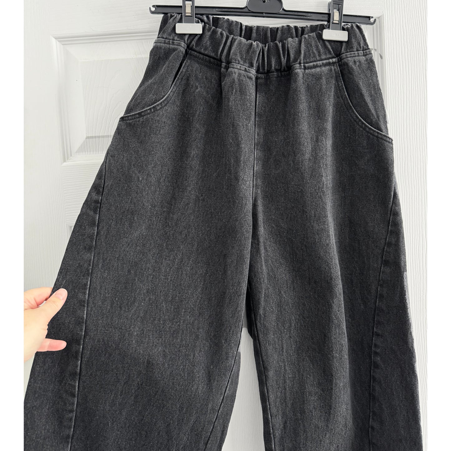 Le Bon Shoppe "Arc" Jeans in Black, size Small