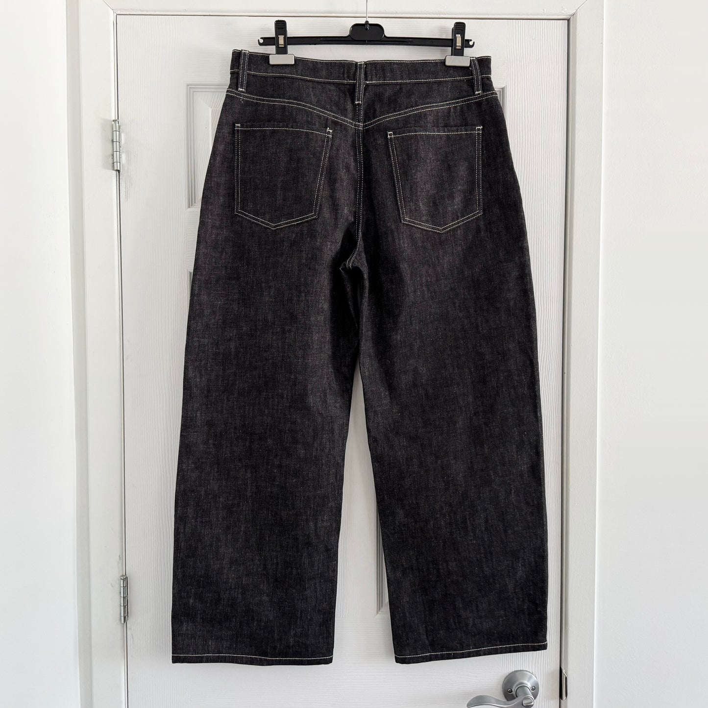 Lee Mathews "Leo" Jeans in Dark Indigo, size "4"