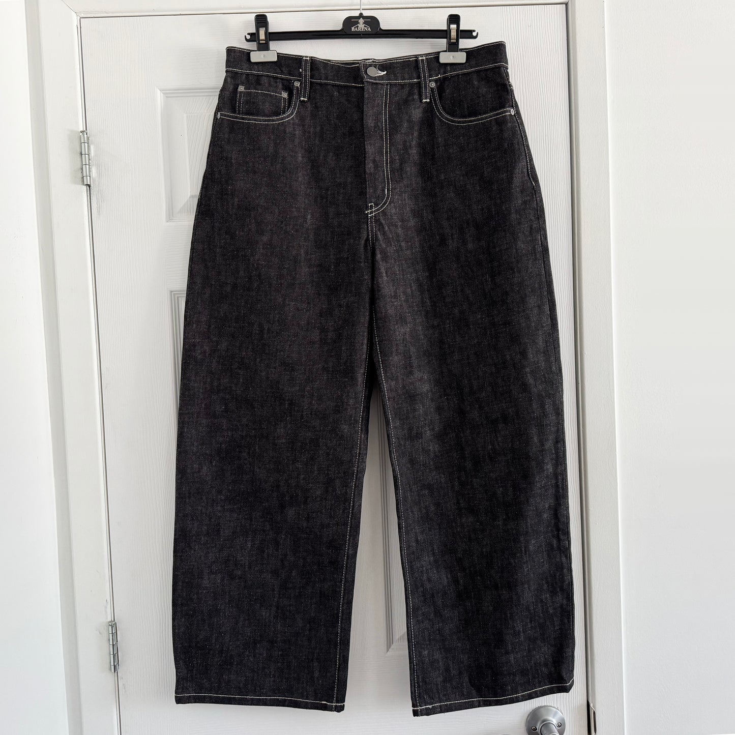 Lee Mathews "Leo" Jeans in Dark Indigo, size "4"