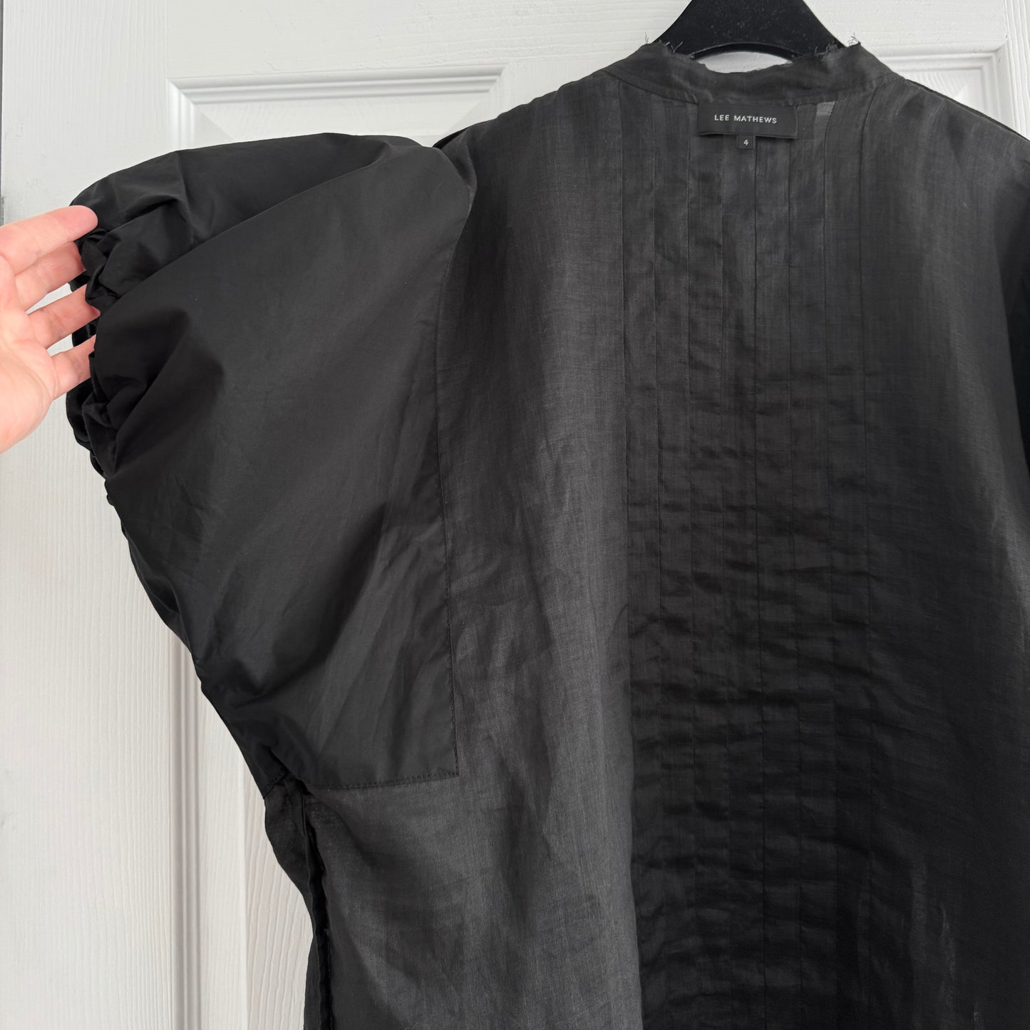 Lee Mathews "Emiko" Puff Sleeve Ramie Top in Black, size "4" (like a large - XL)
