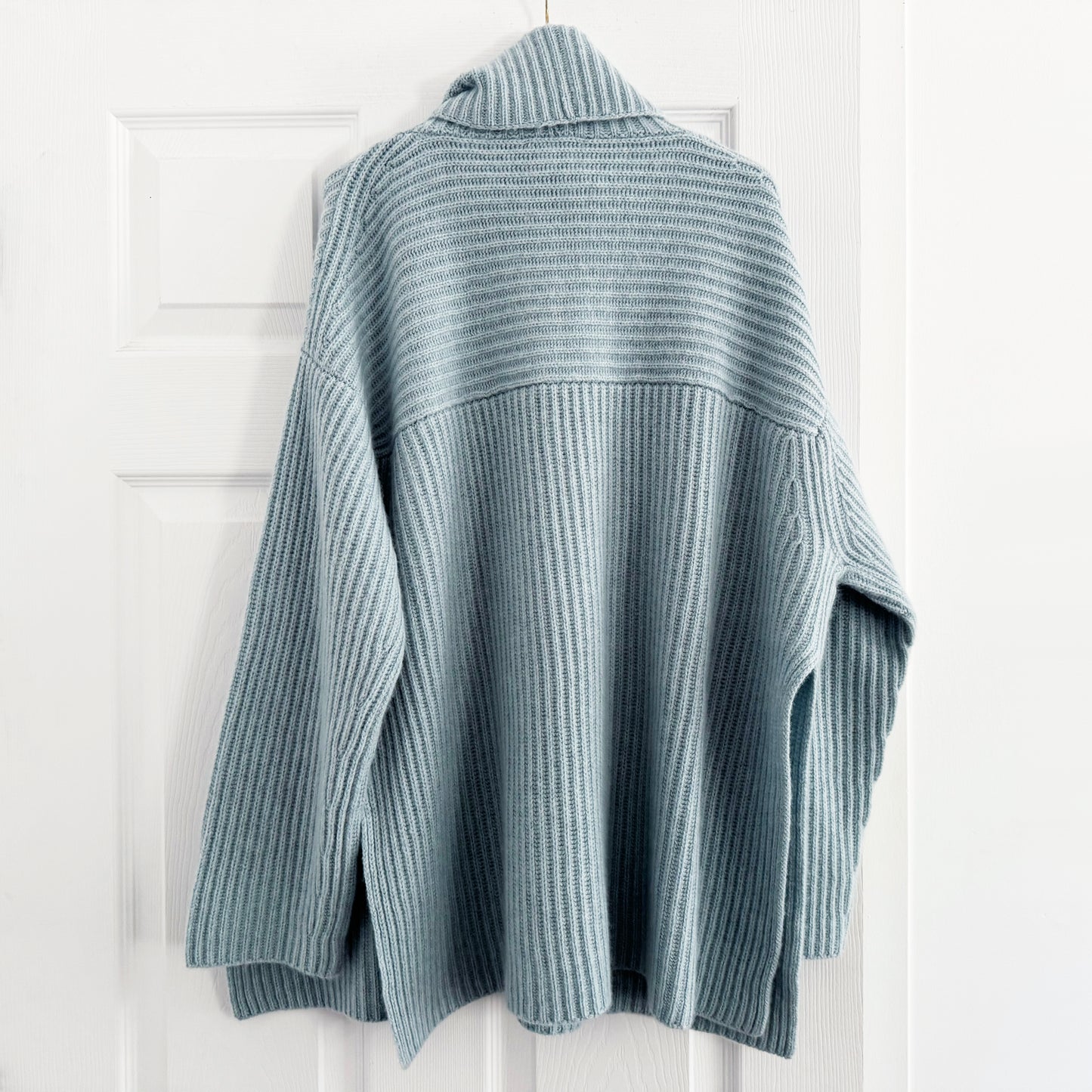 Le Kasha "Lisbon" Ribbed Cashmere Sweater in Blue, One Size Only