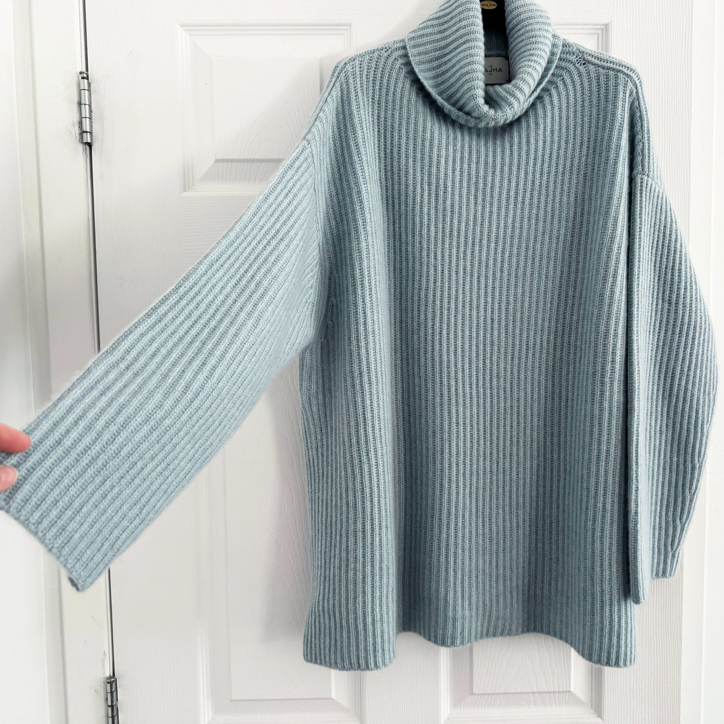 Le Kasha "Lisbon" Ribbed Cashmere Sweater in Blue, One Size Only