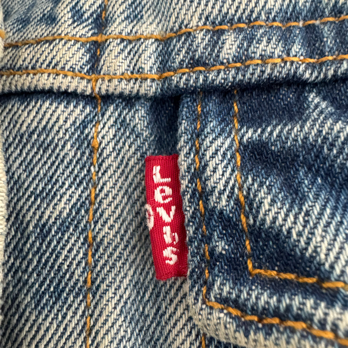 Levi's Trucker Jacket in Blue, size Small