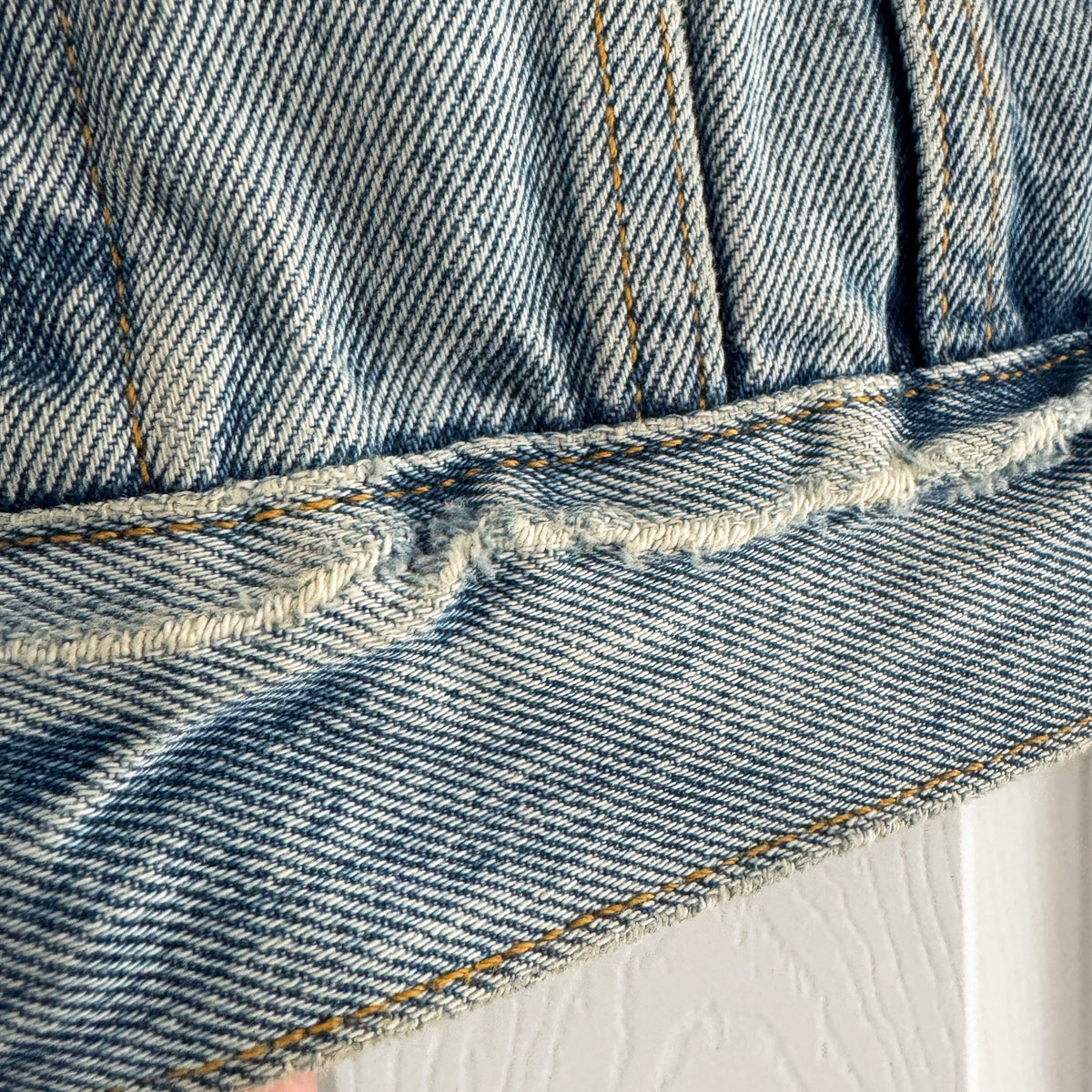 Levi's Trucker Jacket in Blue, size Small