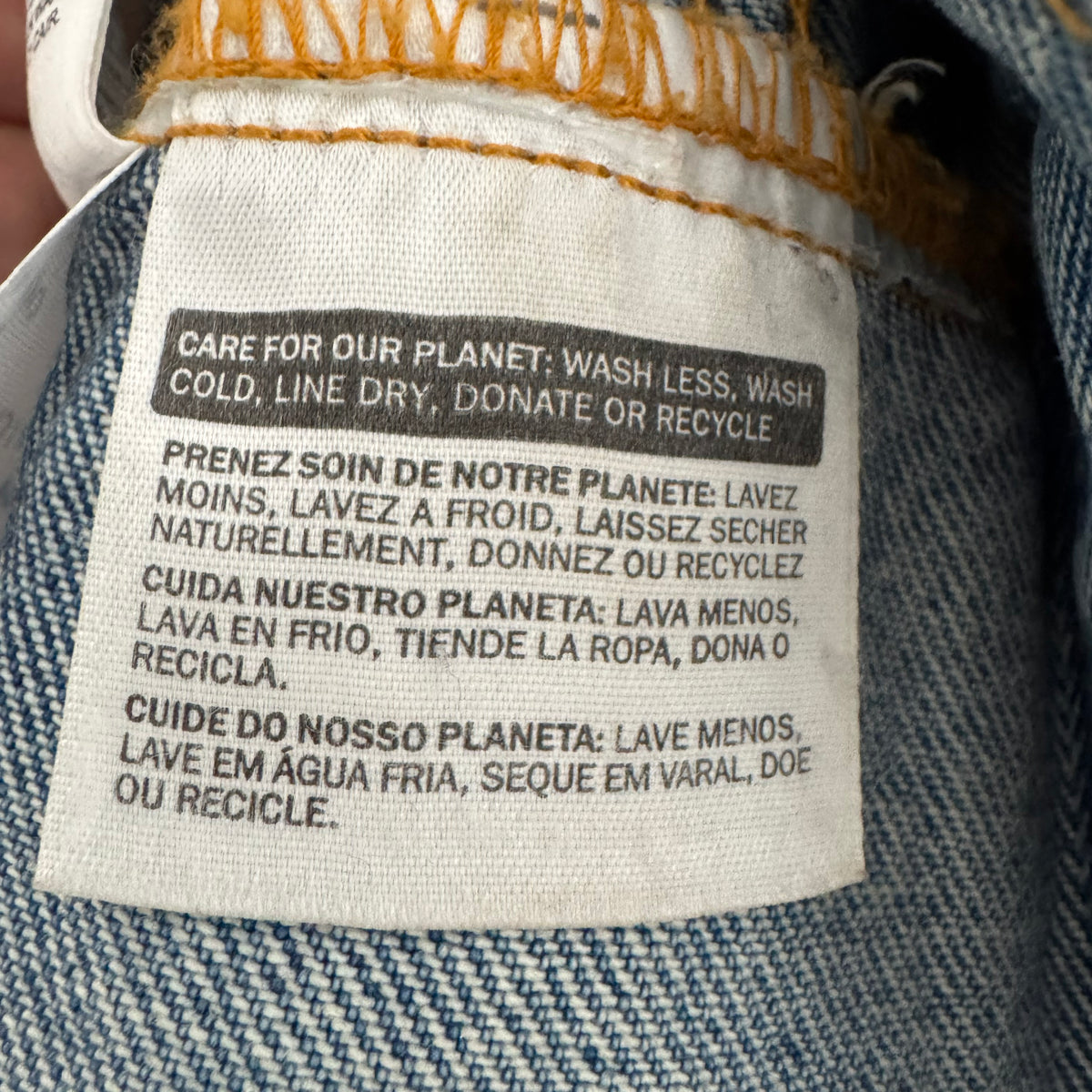 Levi's Trucker Jacket in Blue, size Small