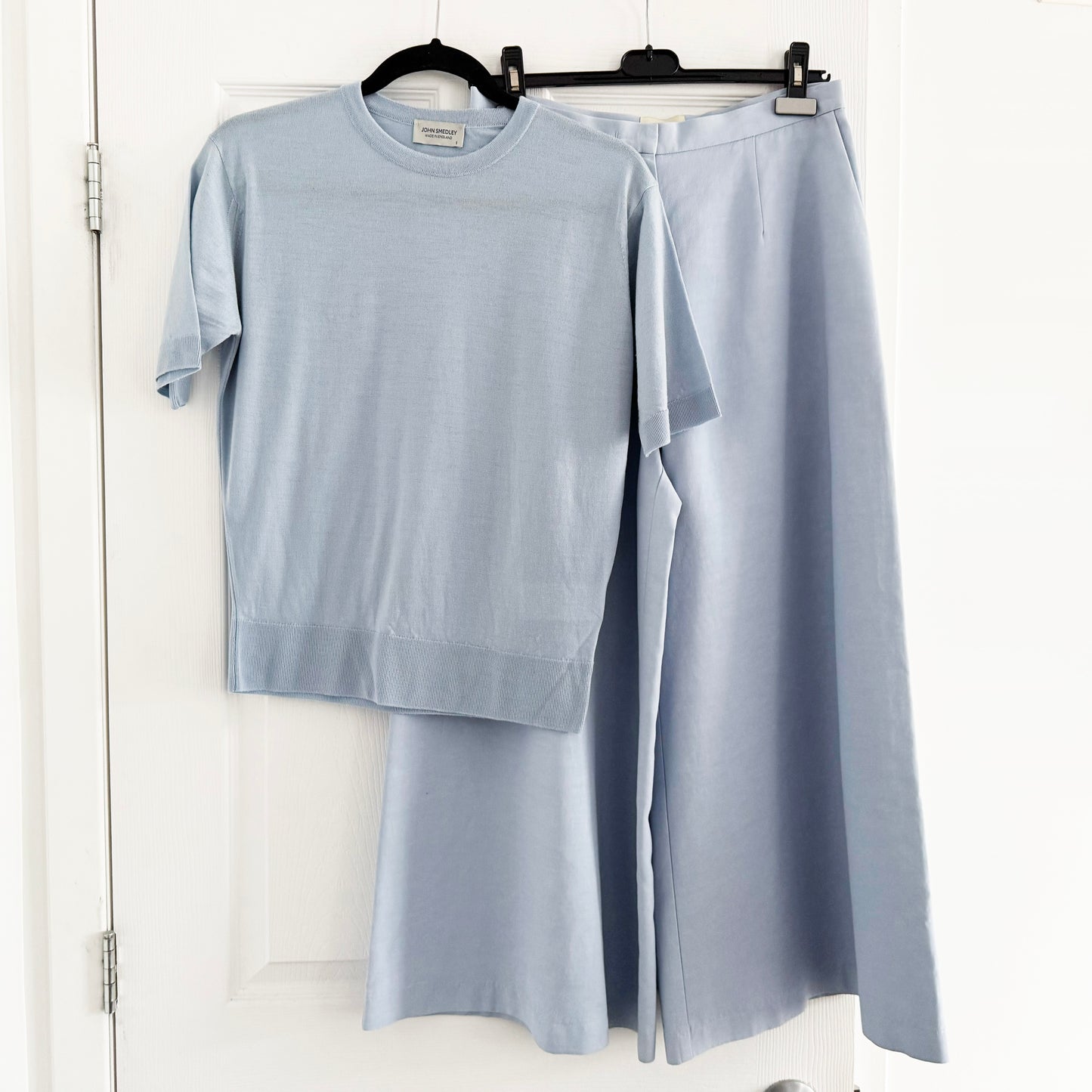 John Smedley Short Sleeve Merino T-Shirt in Blue, size Small