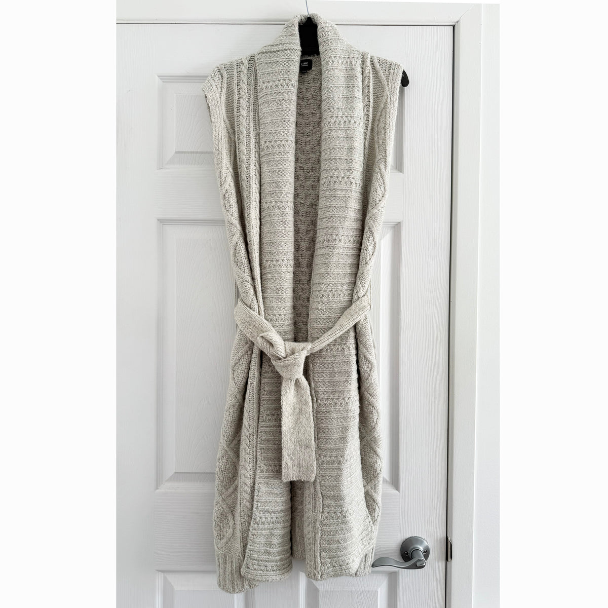Line Knitwear Cable Knit Belted Vest in Grey, size XS