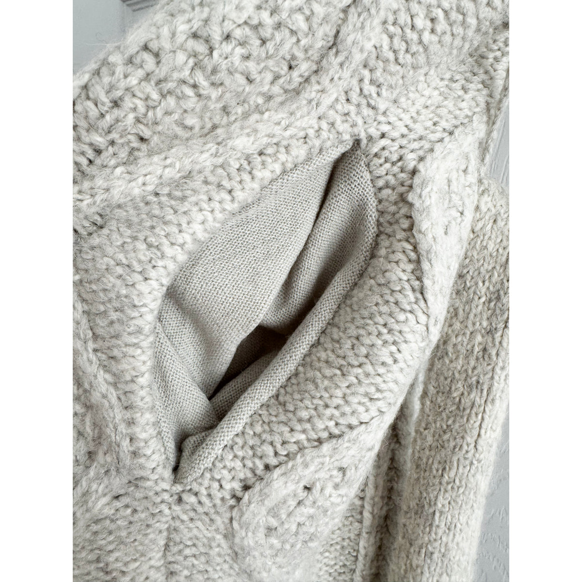 Line Knitwear Cable Knit Belted Vest in Grey, size XS
