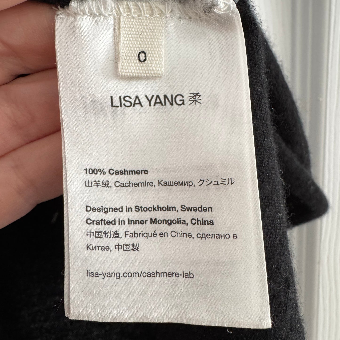 Lisa Yang "Ari" Cashmere Tee in Black, size "0" (XS)
