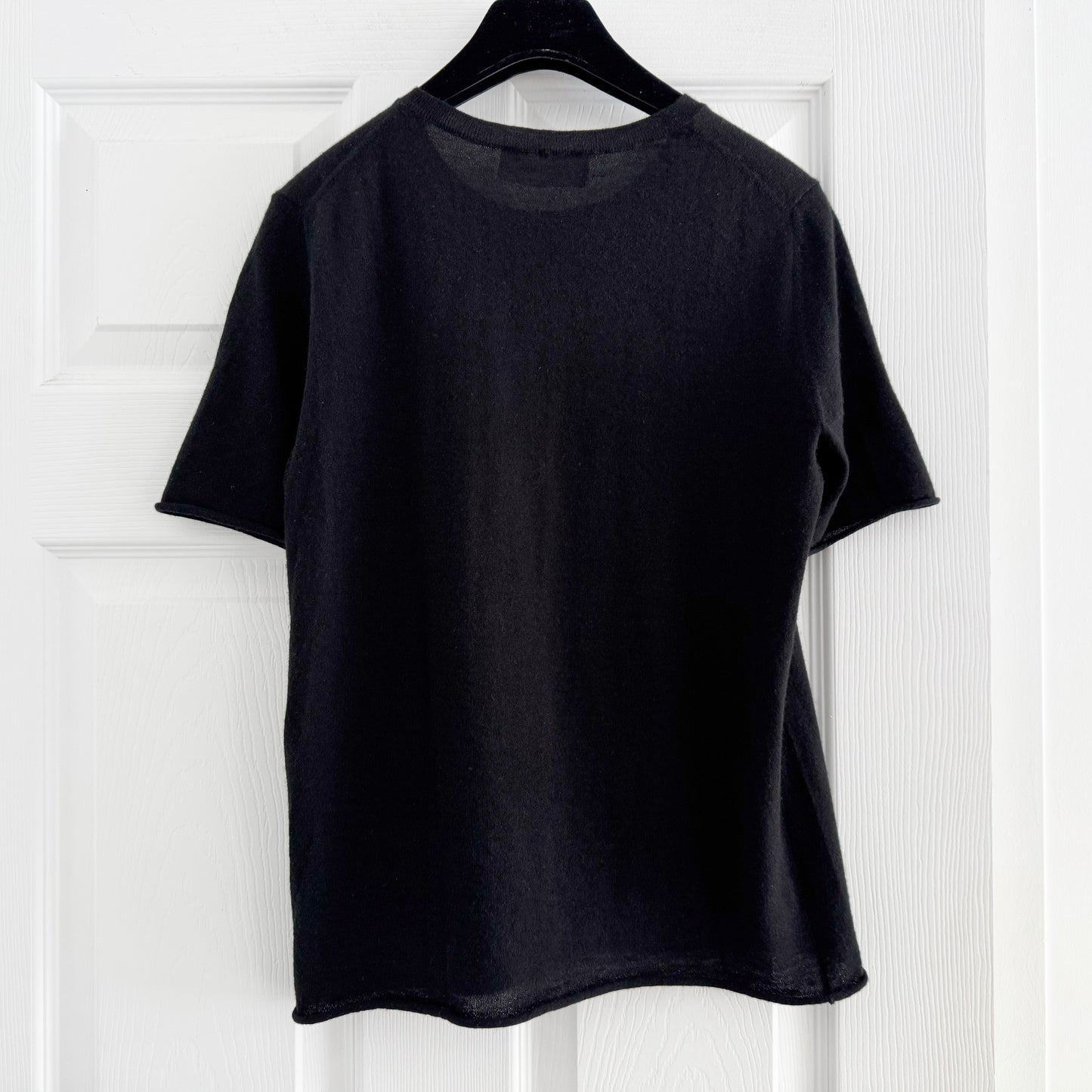 Lisa Yang "Ari" Cashmere Tee in Black, size "0" (XS)