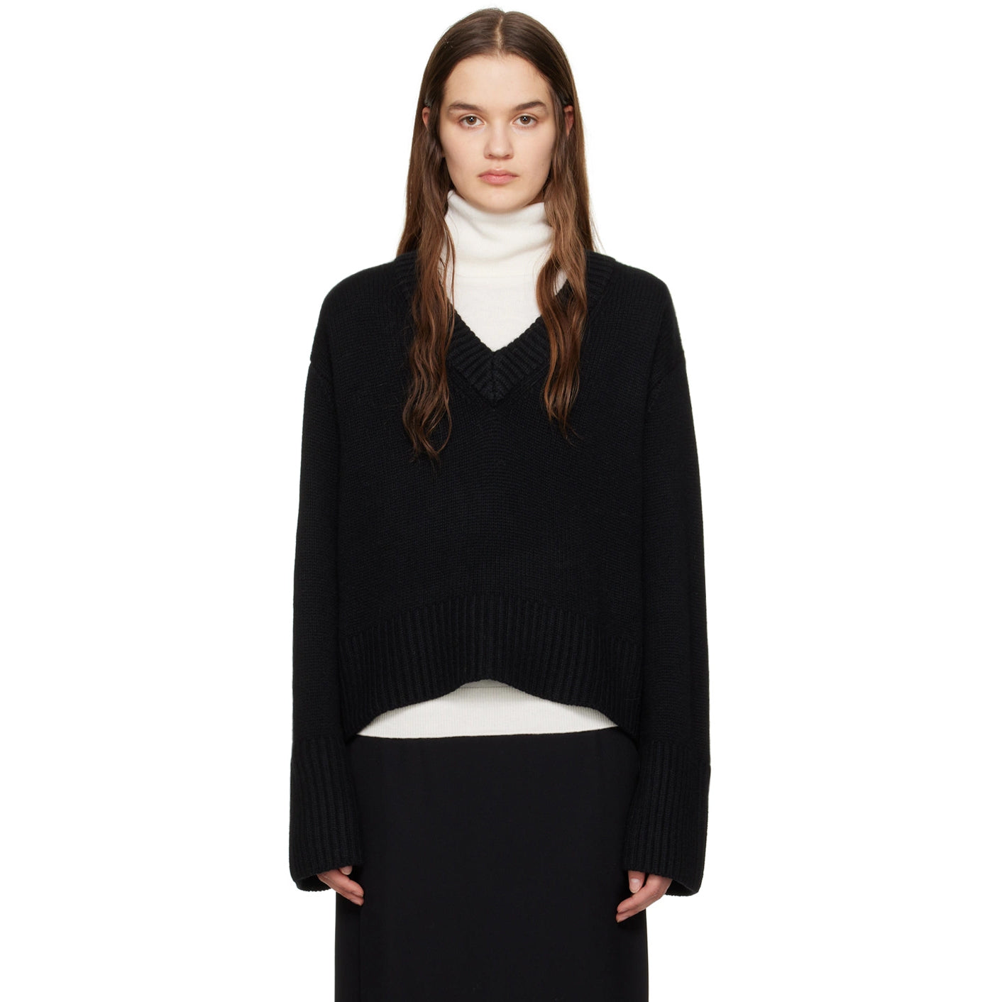Lisa Yang "Aletta" Cashmere V-Neck in Black, size "0" (fits XS/S)