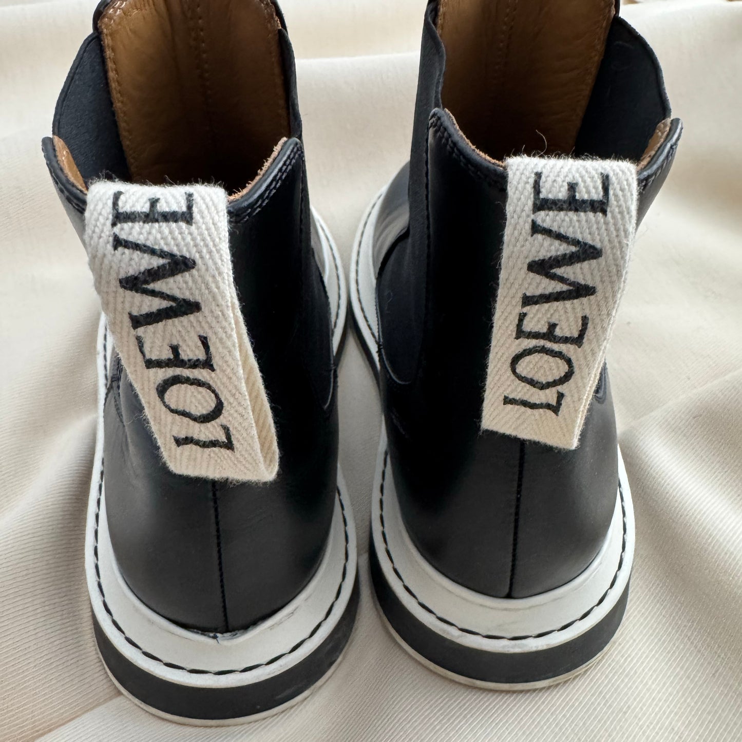 Loewe Chelsea Boot Ankle Boots In Black Leather, size 38