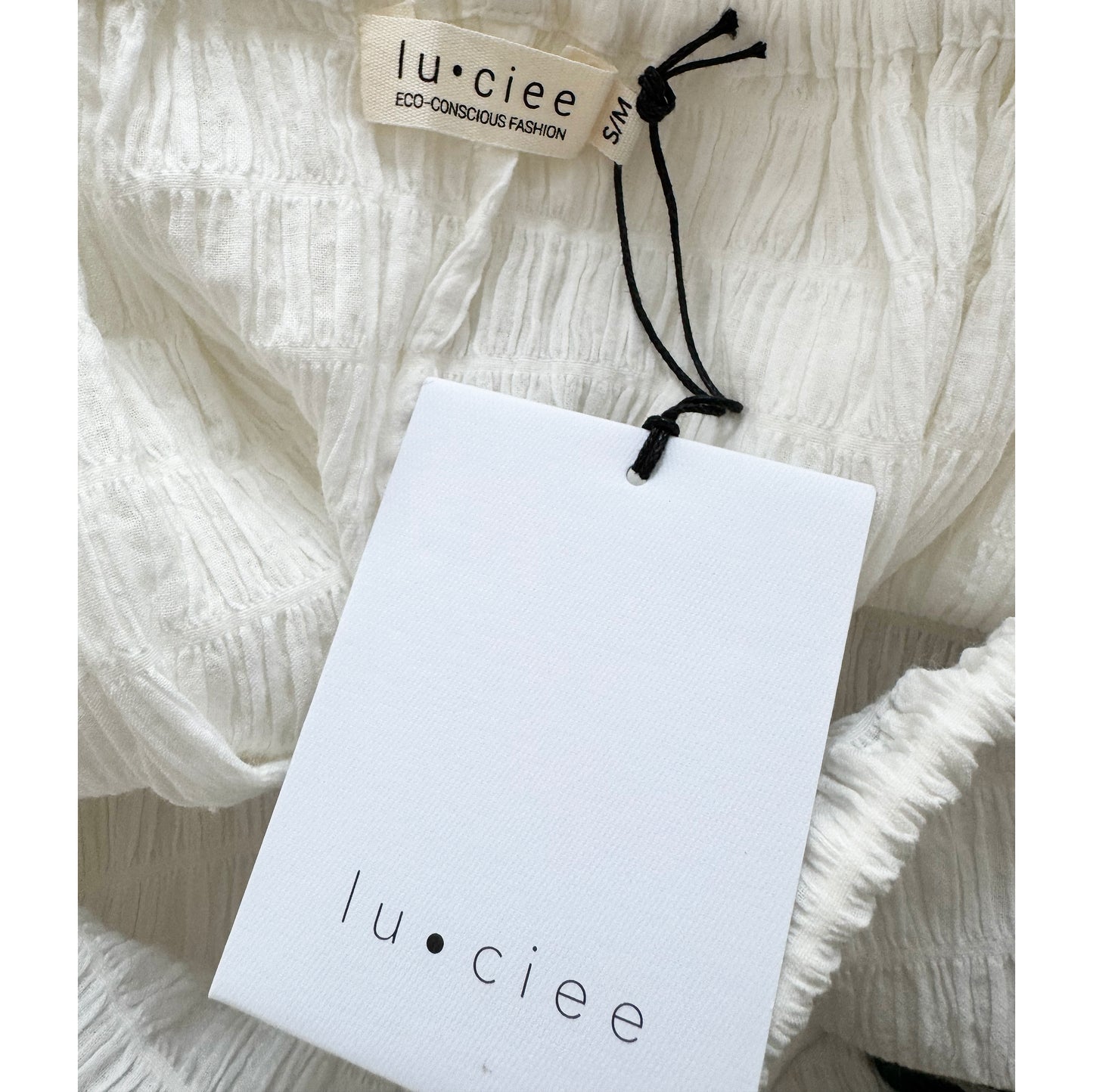 Lu Cieee "Joseph" Crinkled Maxi Skirt in White, size S/M