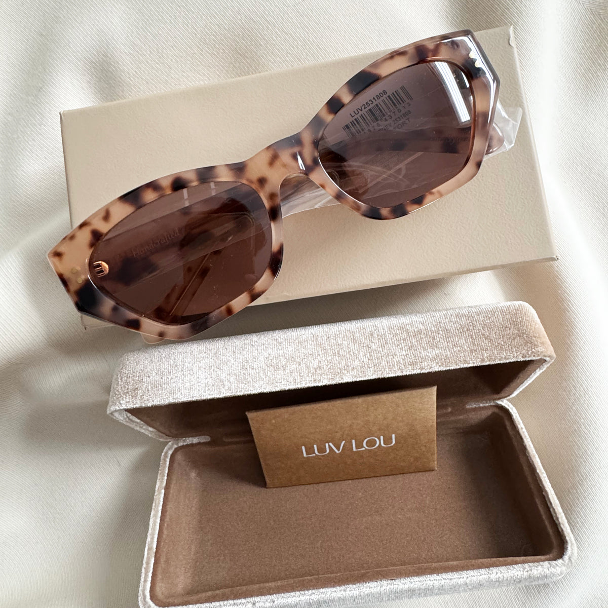Lou Luv "The Sydney" Sunglasses in "Cream Tort"