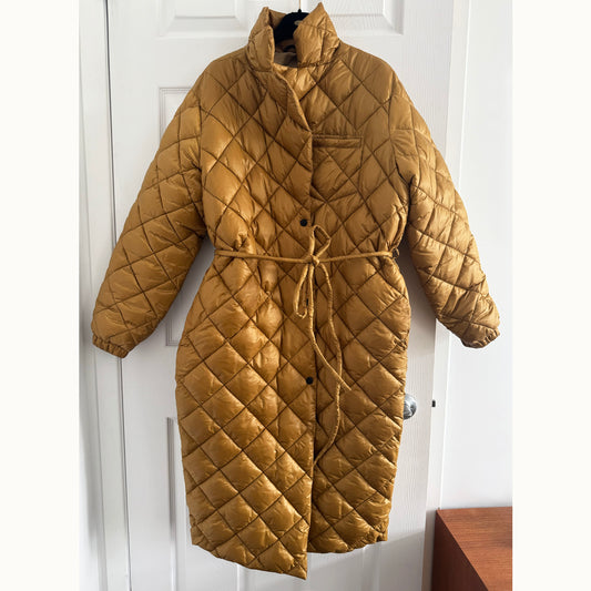 Luxton Quilted "Curve" Coat in Copper/Gold, size Medium