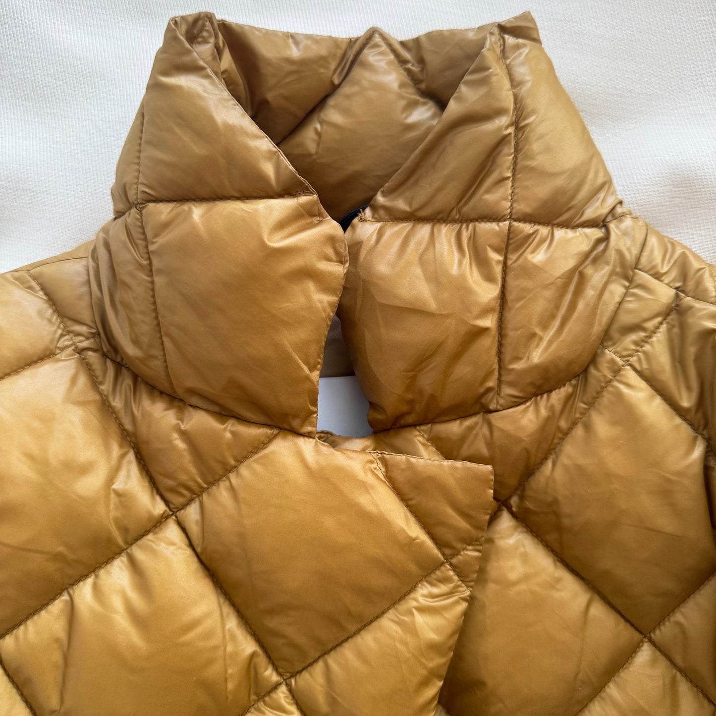 Luxton Quilted "Curve" Coat in Copper/Gold, size Medium