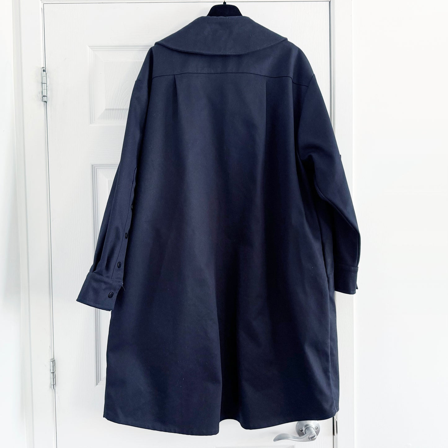 Luxton "Boomerang Trench"  in Navy, size M/L (fits M-XL)