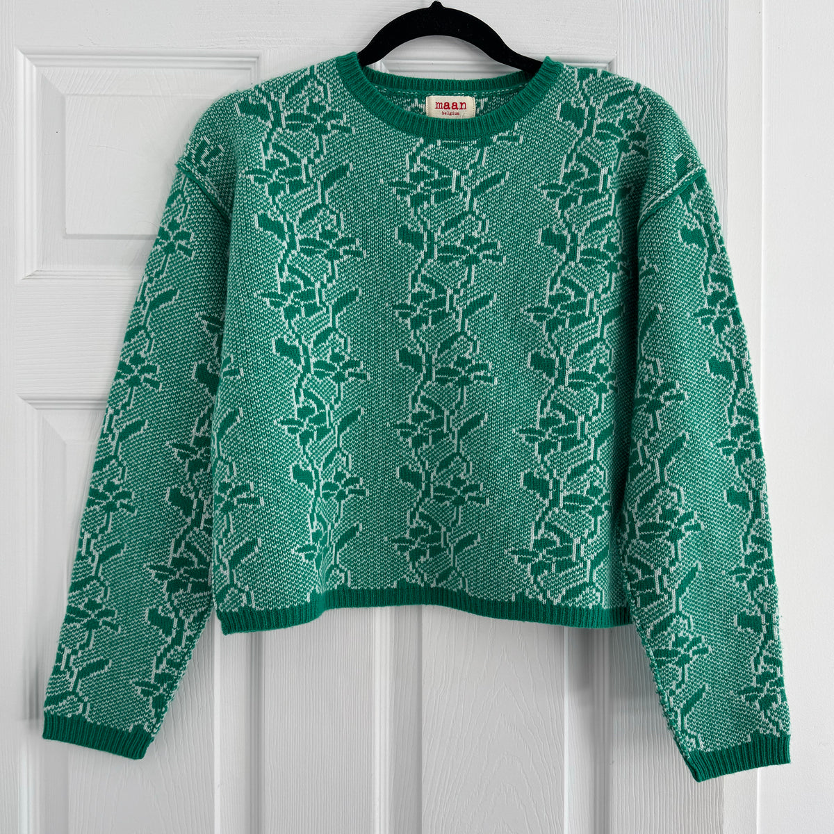 ** KIDS ** Maan Floral Sweater in Green, size 14 years