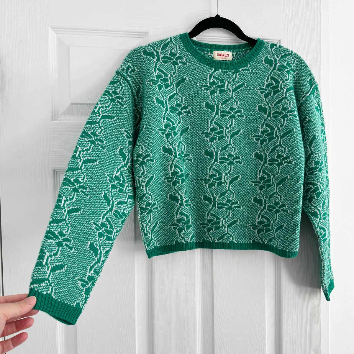 ** KIDS ** Maan Floral Sweater in Green, size 14 years
