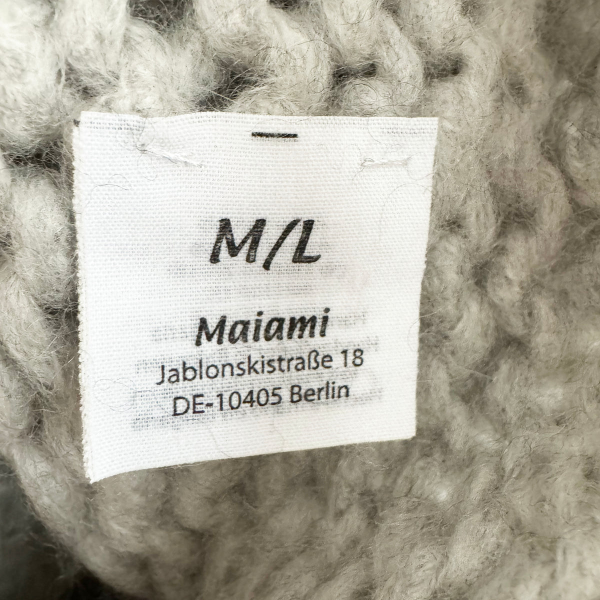 Maiami Cashmere Sweater in Grey, size M/L