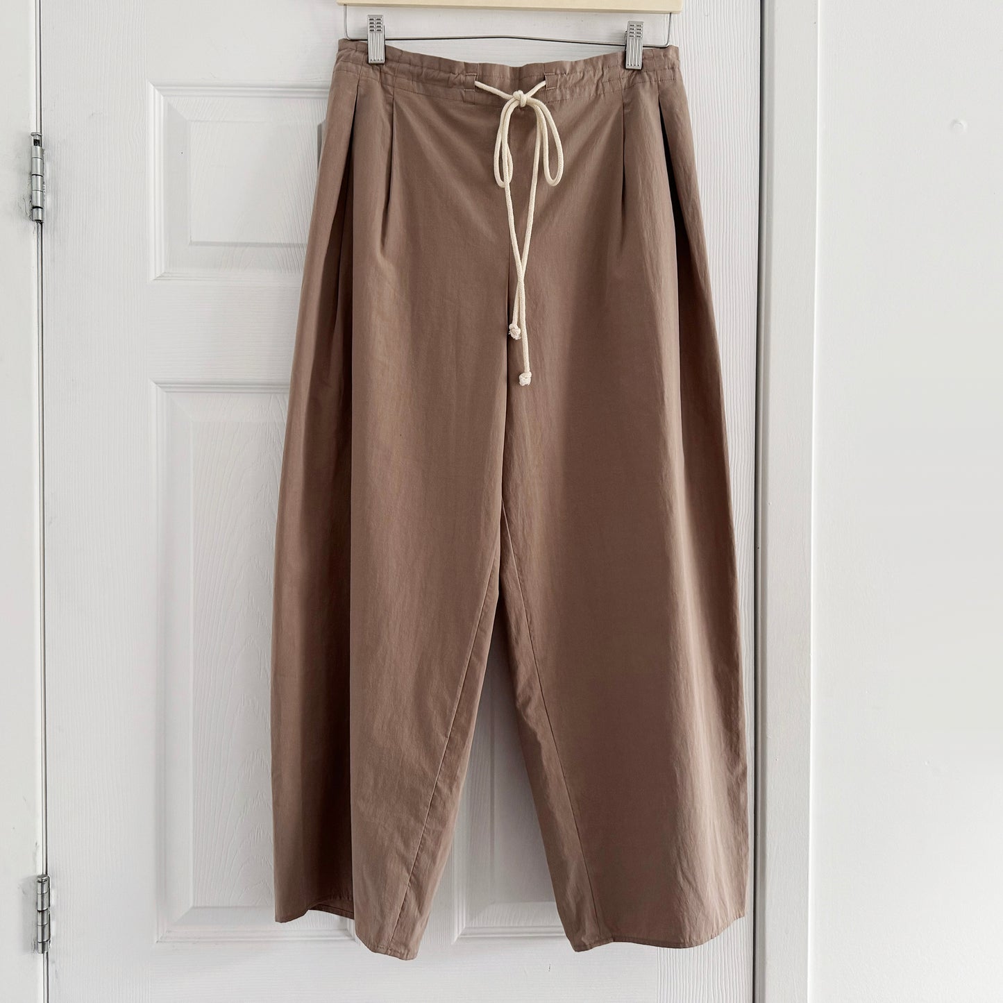 Maria McManus Drawstring Waist Cotton Pant in Taupe, size Small