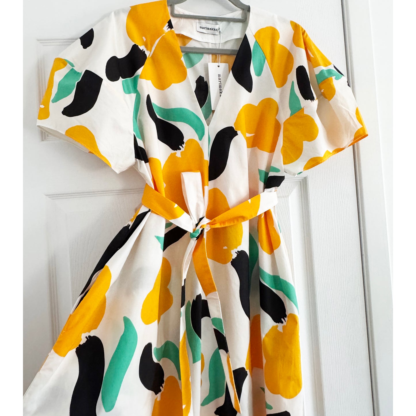 Marimekko "Taivut Lemmitty' Printed Cotton Dress, size 36