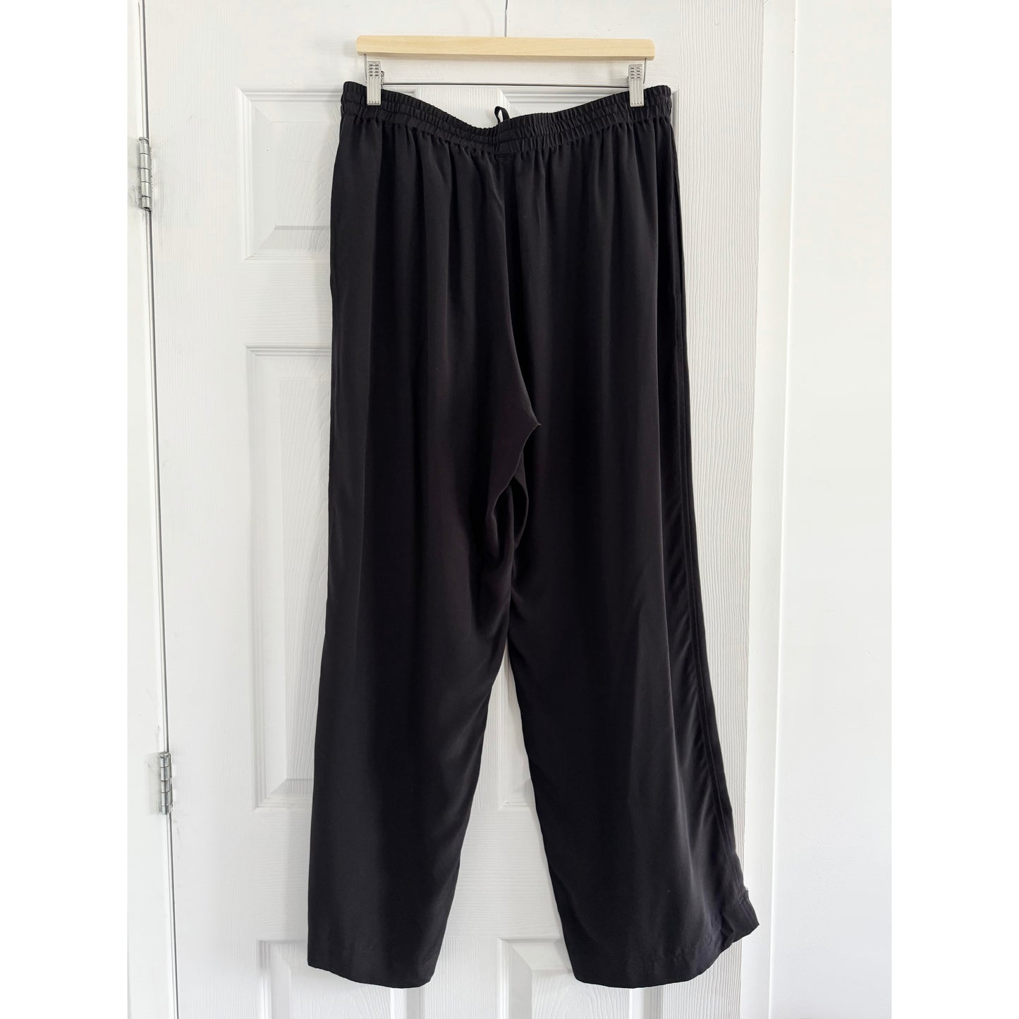 Matteau Wide Leg Silk Pants in Black, size "5" (L-Xl)
