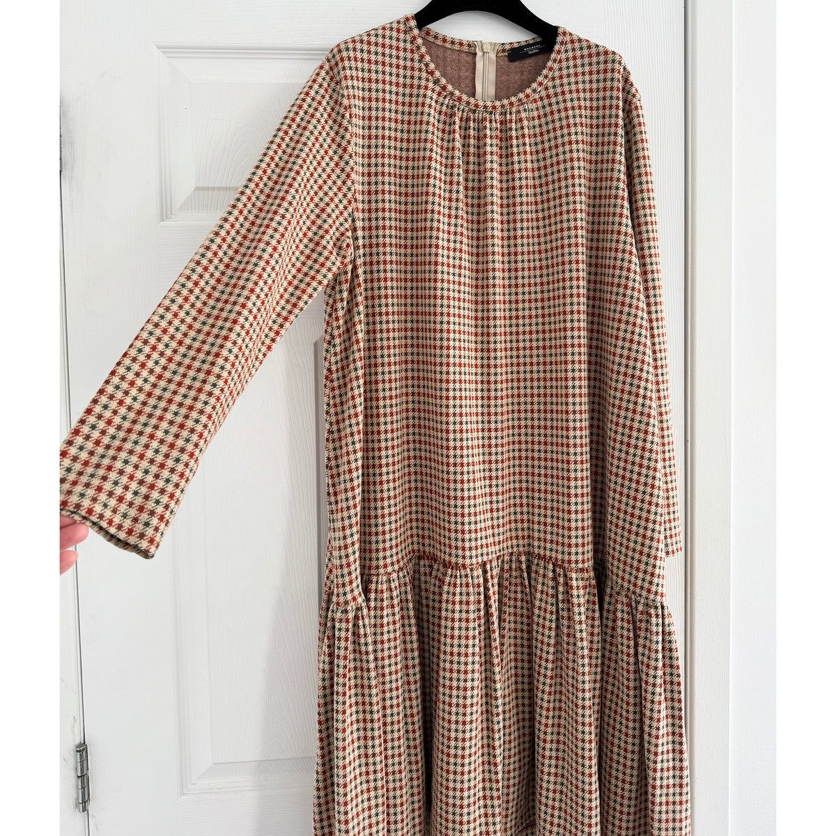 Weekend Max Mara Checked Dress in Beige, size Large